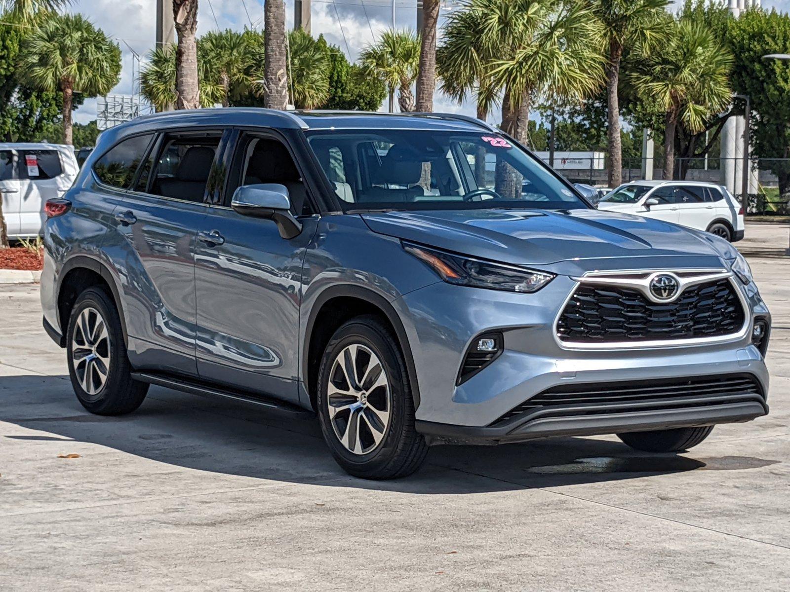 2022 Toyota Highlander Vehicle Photo in Davie, FL 33331