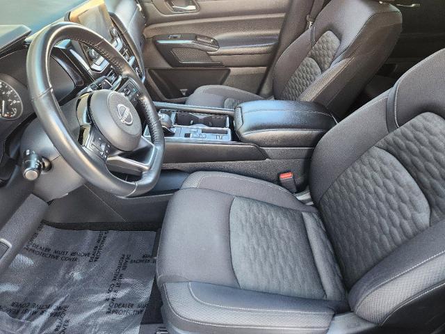 2022 Nissan Pathfinder Vehicle Photo in Denison, TX 75020