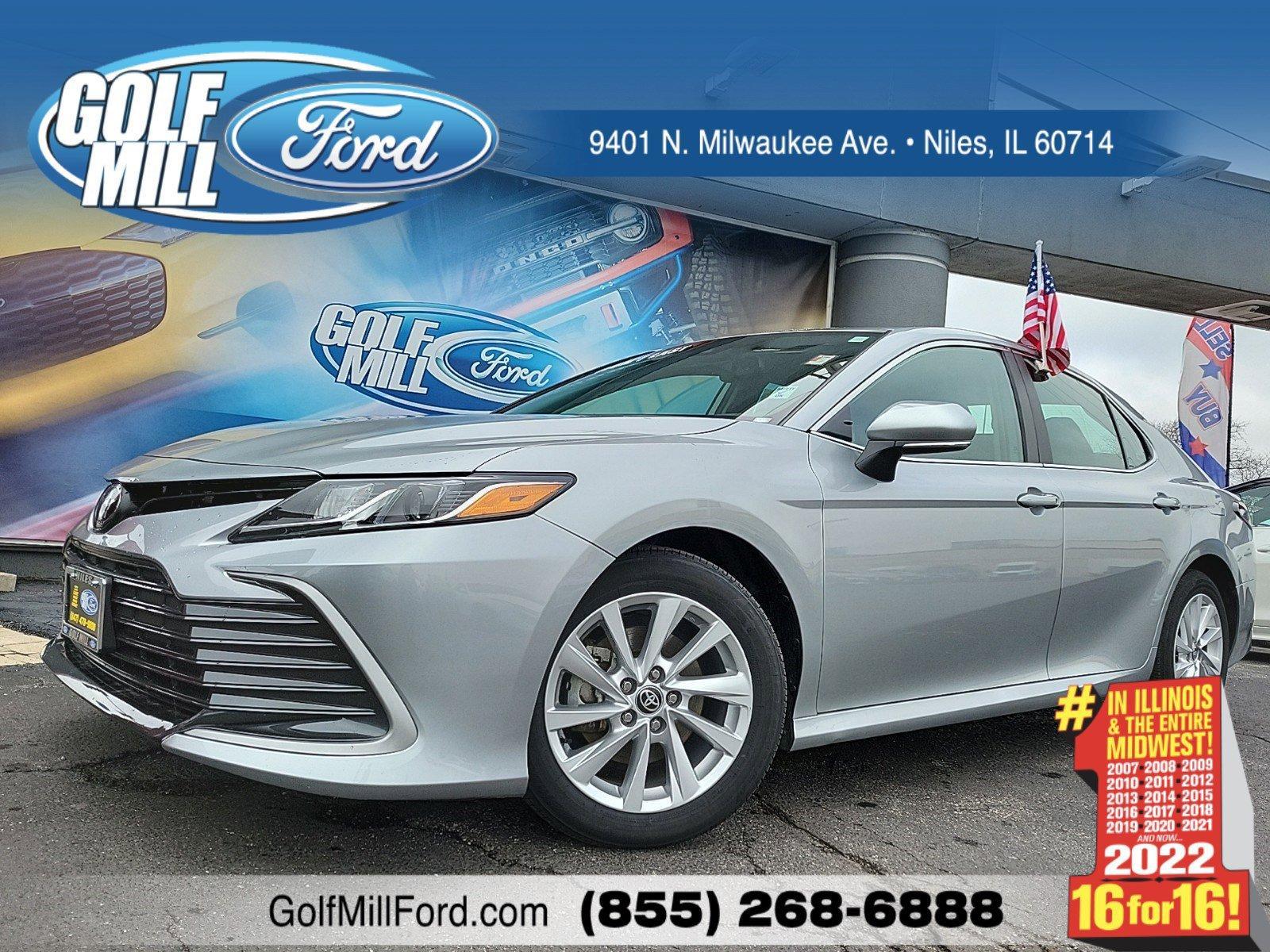 2023 Toyota Camry Vehicle Photo in Saint Charles, IL 60174