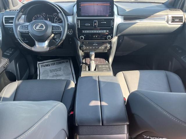 2023 Lexus GX 460 Vehicle Photo in COLUMBIA, MO 65203-3903