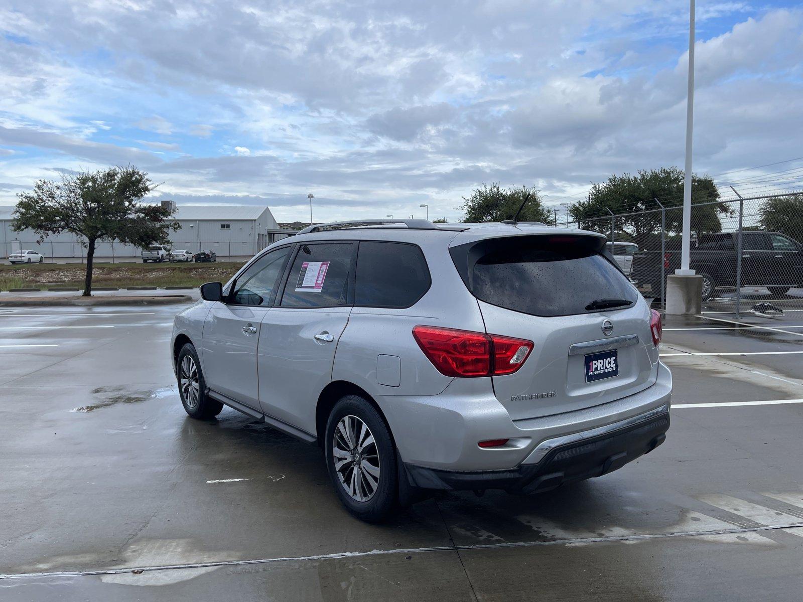 2017 Nissan Pathfinder Vehicle Photo in Corpus Christi, TX 78415