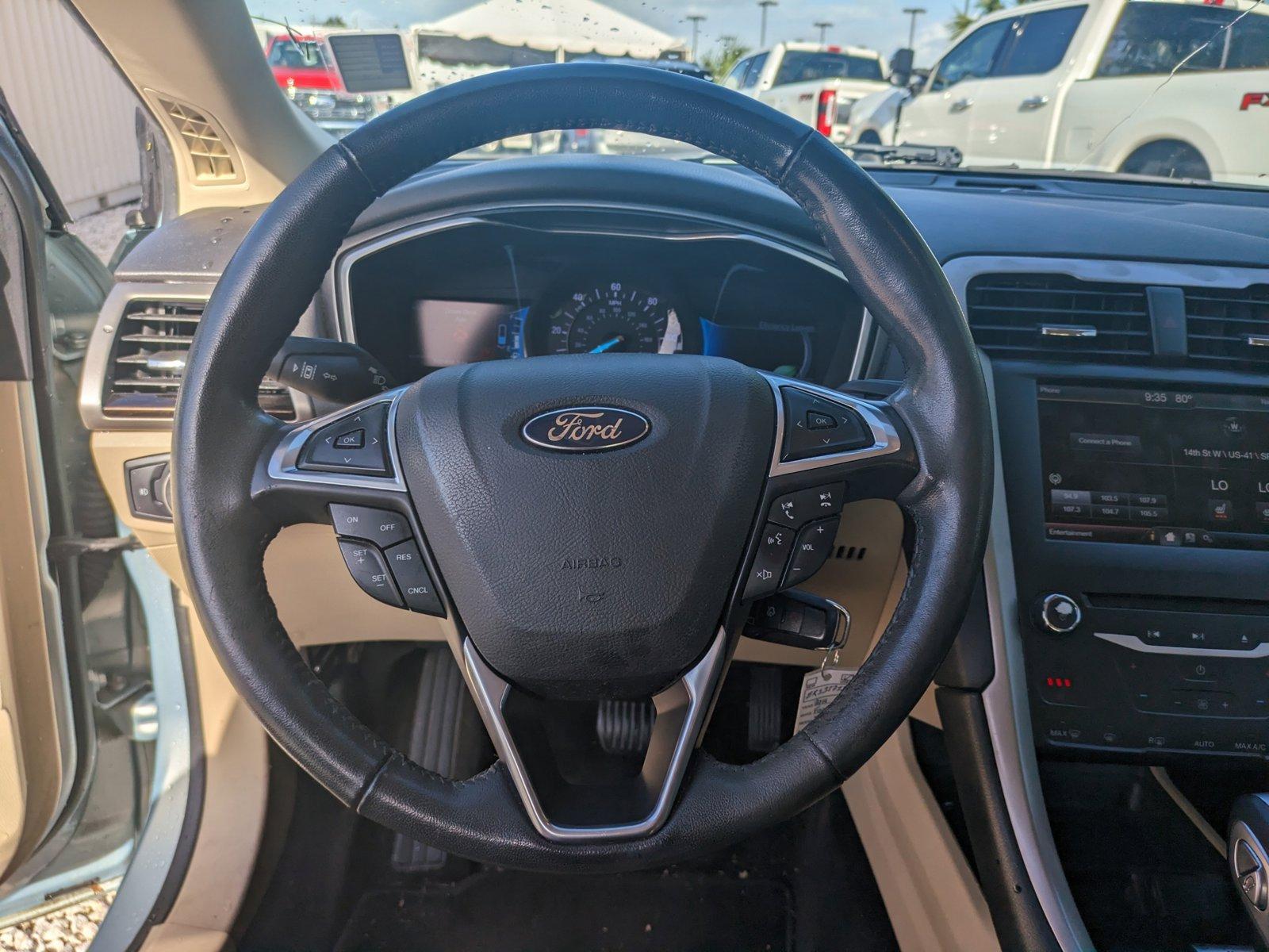 2014 Ford Fusion Vehicle Photo in Bradenton, FL 34207