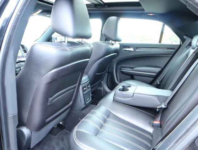 2022 Chrysler 300 Vehicle Photo in DETROIT, MI 48207-4102