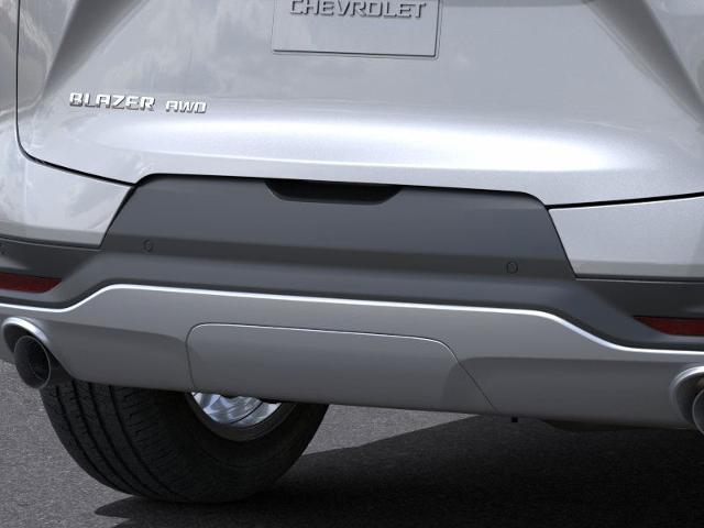 2025 Chevrolet Blazer Vehicle Photo in DOUGLASTON, NY 11362-1062