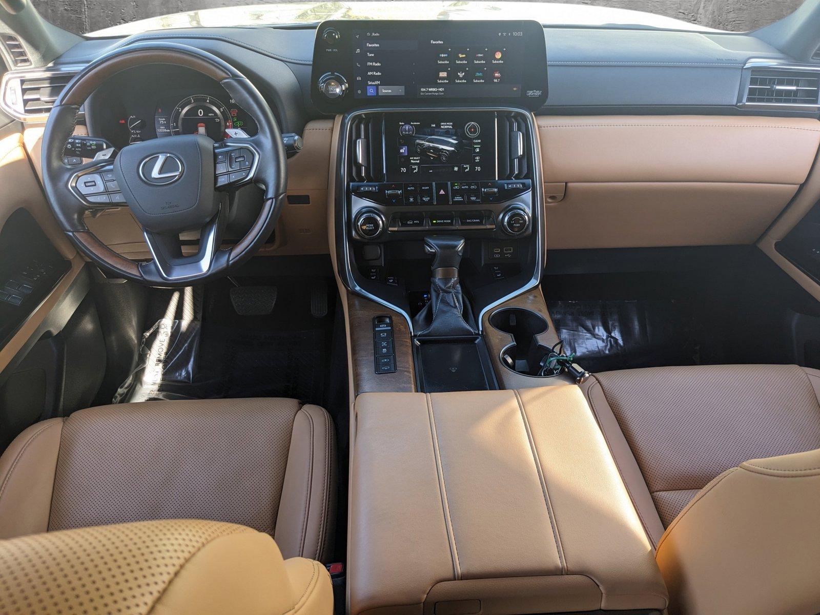 2023 Lexus LX 600 Vehicle Photo in Tampa, FL 33614