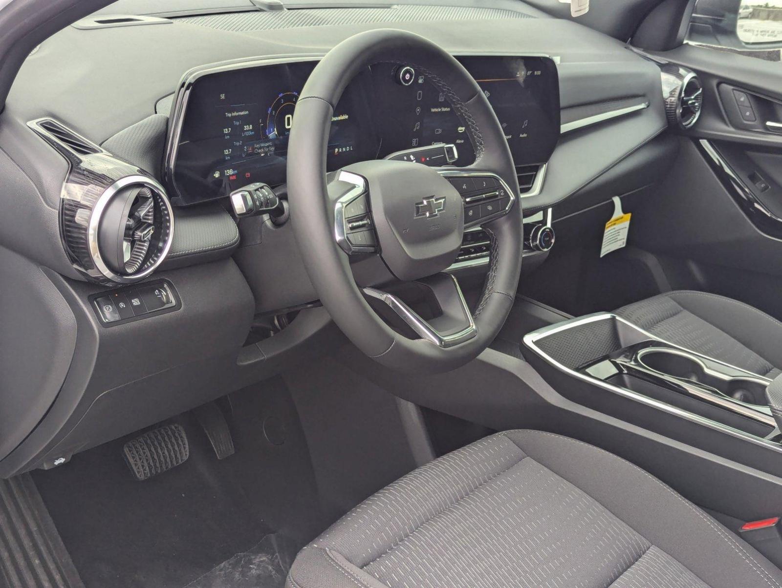 2025 Chevrolet Equinox Vehicle Photo in PEMBROKE PINES, FL 33024-6534