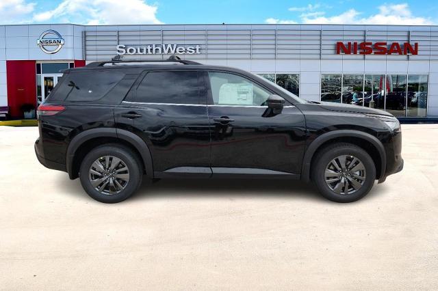 2024 Nissan Pathfinder Vehicle Photo in Weatherford, TX 76087