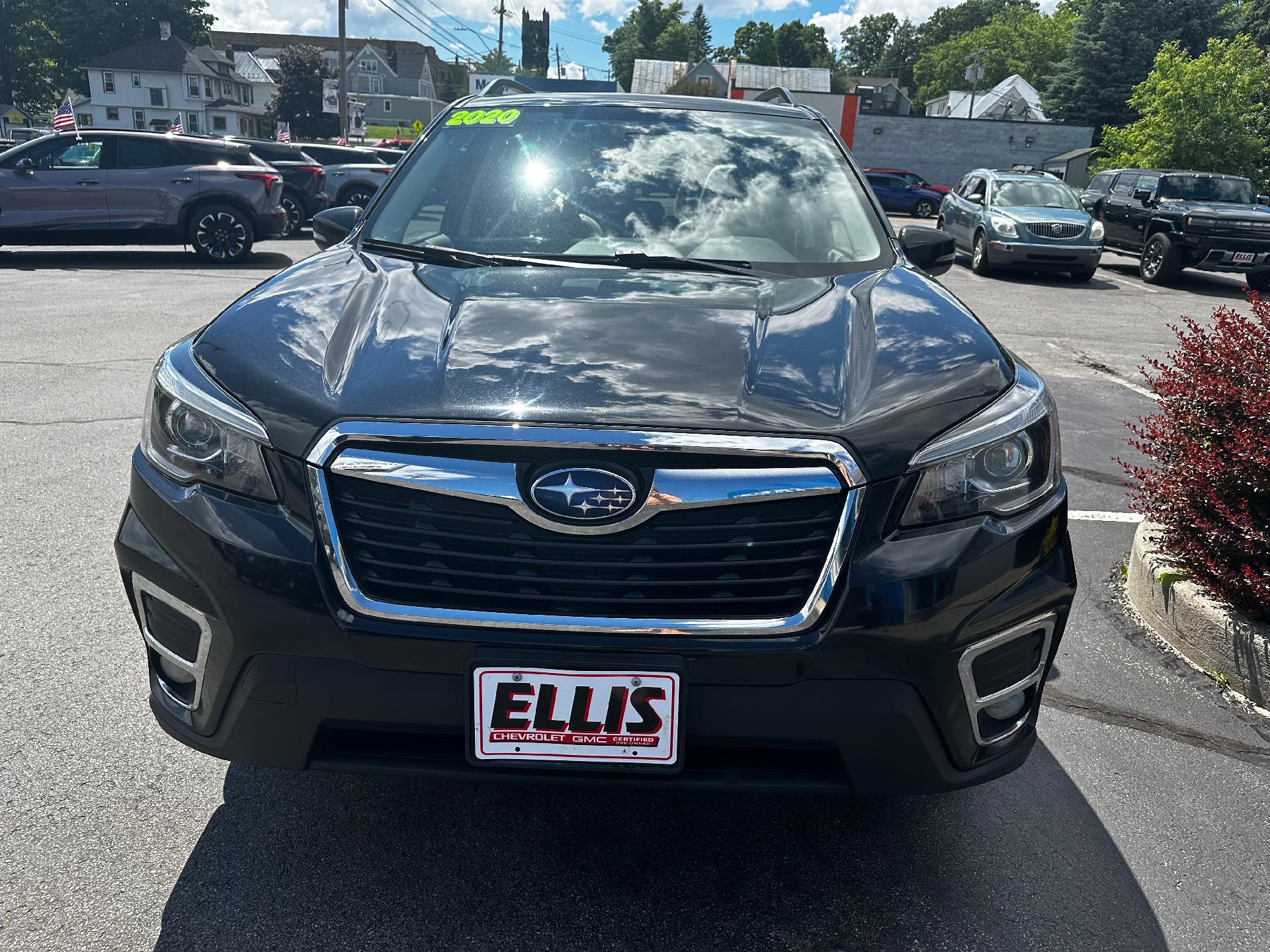 Used 2020 Subaru Forester Limited with VIN JF2SKAUC5LH462705 for sale in Malone, NY