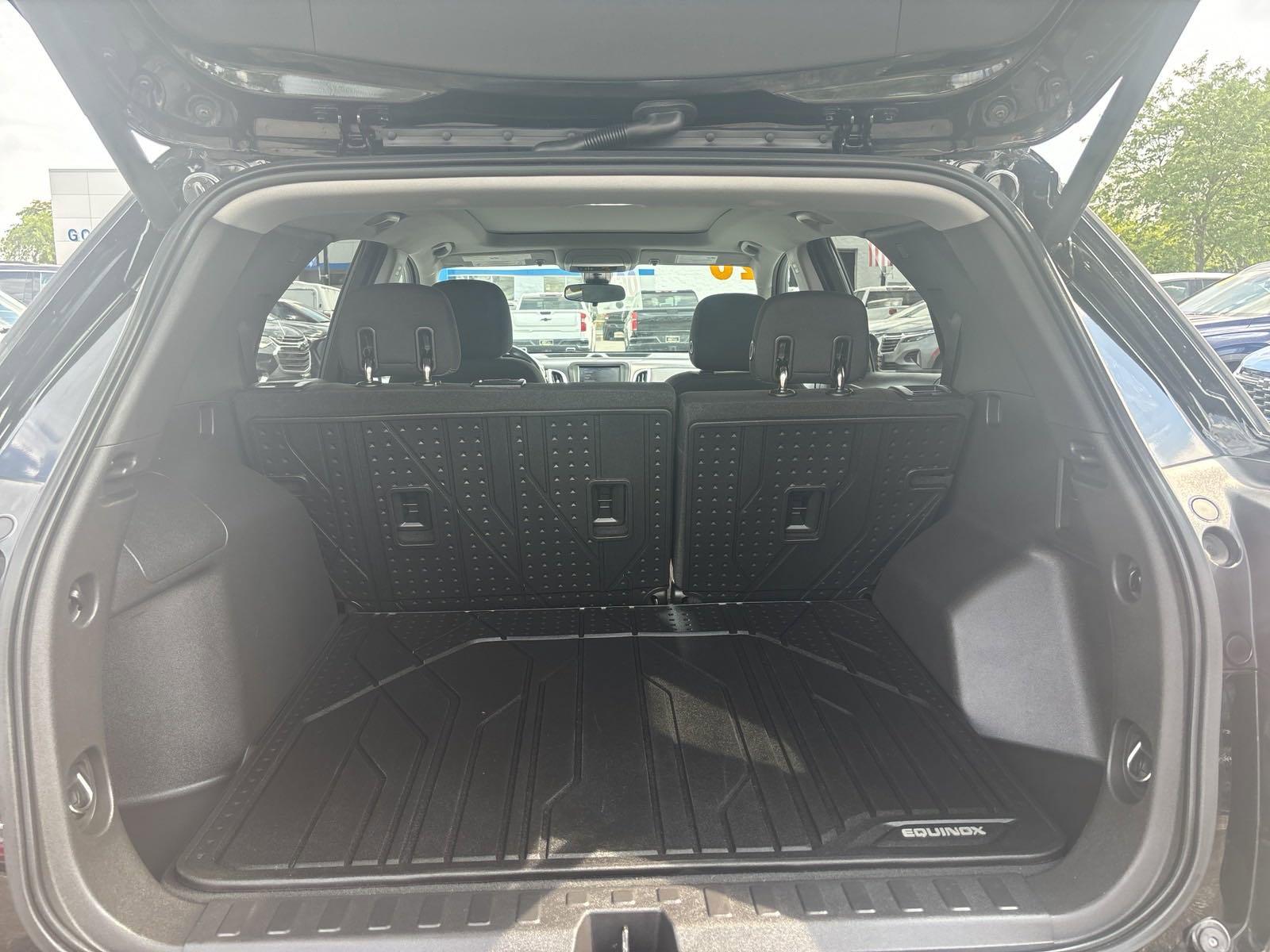 2020 Chevrolet Equinox Vehicle Photo in Saint Charles, IL 60174