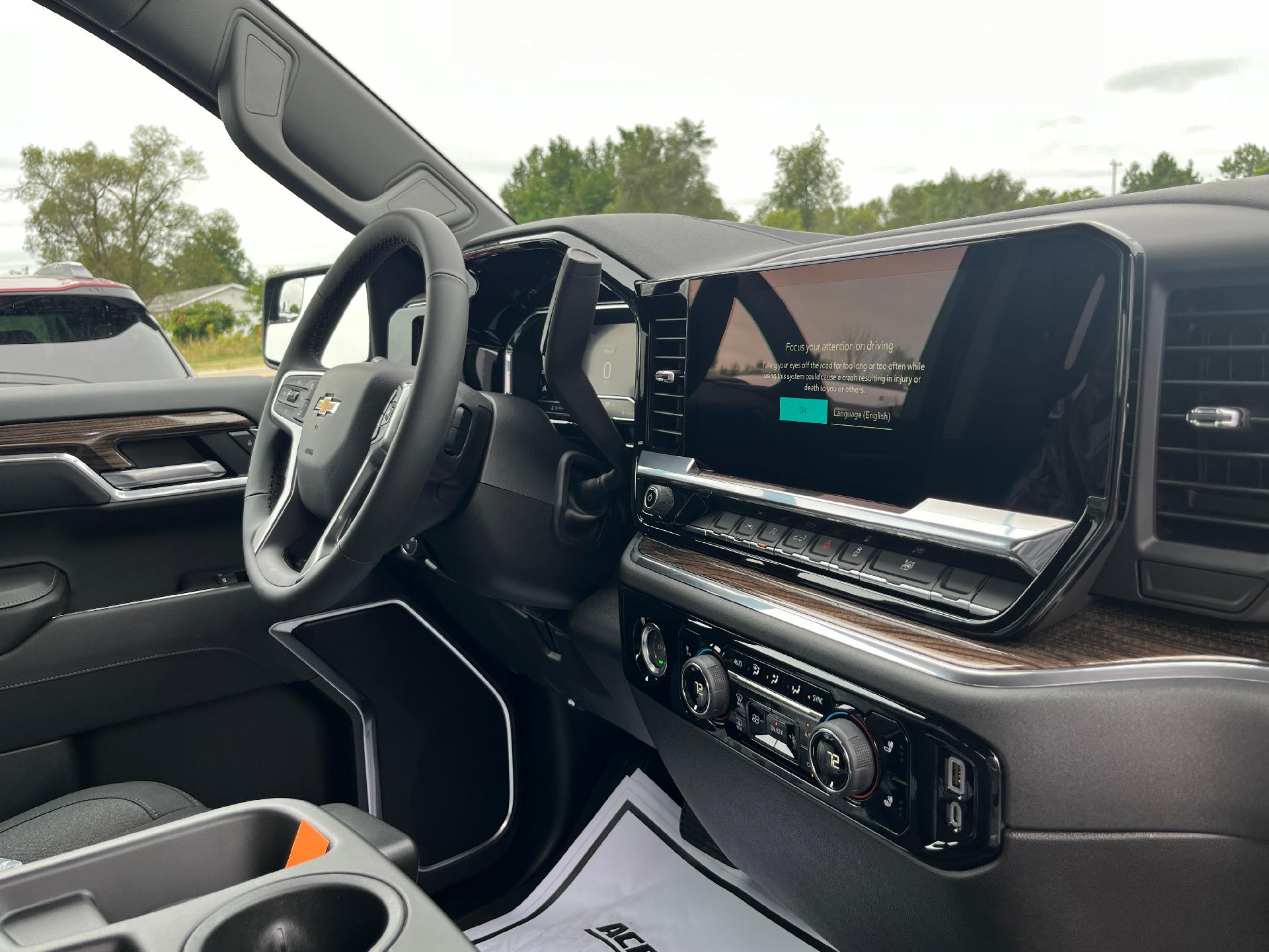 2024 Chevrolet Silverado 1500 Vehicle Photo in CLARE, MI 48617-9414