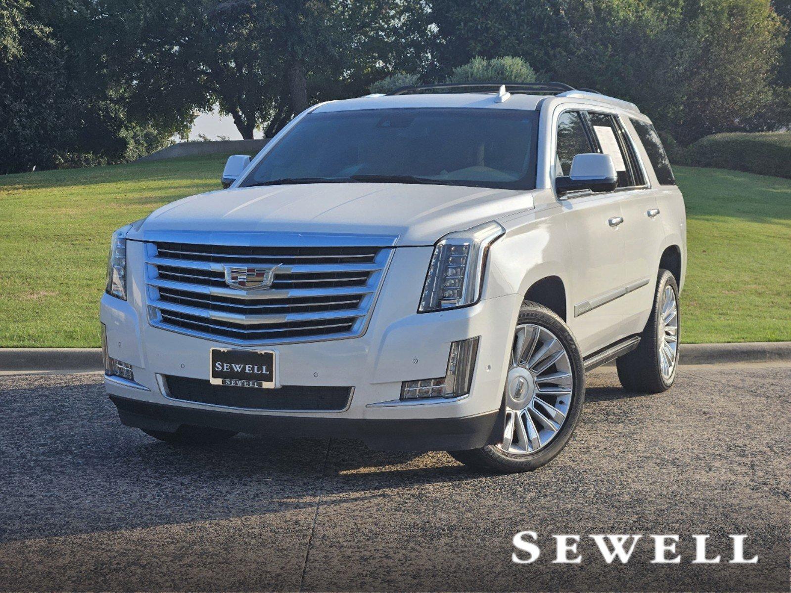 2019 Cadillac Escalade Vehicle Photo in FORT WORTH, TX 76132