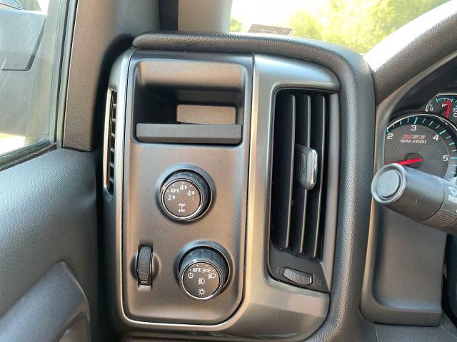 2015 Chevrolet Silverado 1500 Vehicle Photo in THOMPSONTOWN, PA 17094-9014