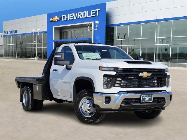 2025 Chevrolet Silverado 3500 HD CC Vehicle Photo in Weatherford, TX 76087