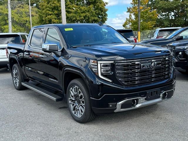 2025 GMC Sierra 1500 Vehicle Photo in LOWELL, MA 01852-4336