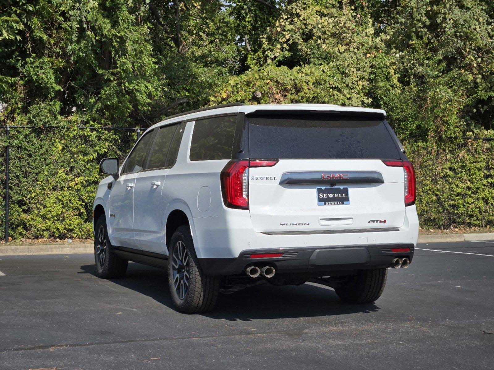 2024 GMC Yukon XL Vehicle Photo in DALLAS, TX 75209-3016