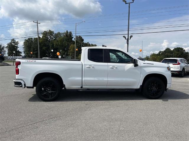 2022 Chevrolet Silverado 1500 Vehicle Photo in ALCOA, TN 37701-3235