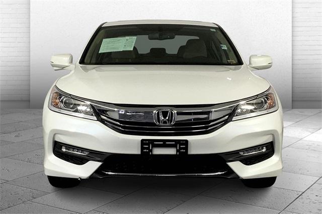 2016 Honda Accord Sedan Vehicle Photo in KANSAS CITY, MO 64114-4545