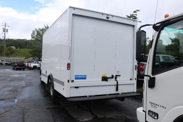 2024 Chevrolet Express Cutaway 3500 Vehicle Photo in MONTICELLO, NY 12701-3853