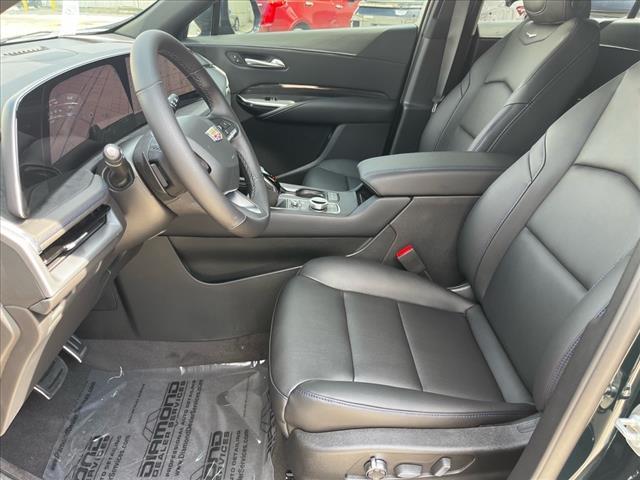 2025 Cadillac XT4 Vehicle Photo in TAMPA, FL 33612-3404