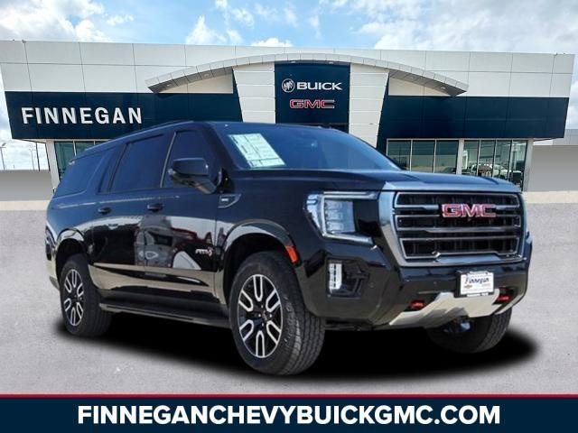 2024 GMC Yukon XL Vehicle Photo in ROSENBERG, TX 77471-5675