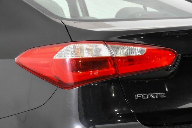 2016 Kia Forte Vehicle Photo in PUYALLUP, WA 98371-4149