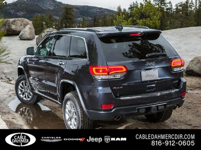 2014 Jeep Grand Cherokee Vehicle Photo in Kansas City, MO 64114