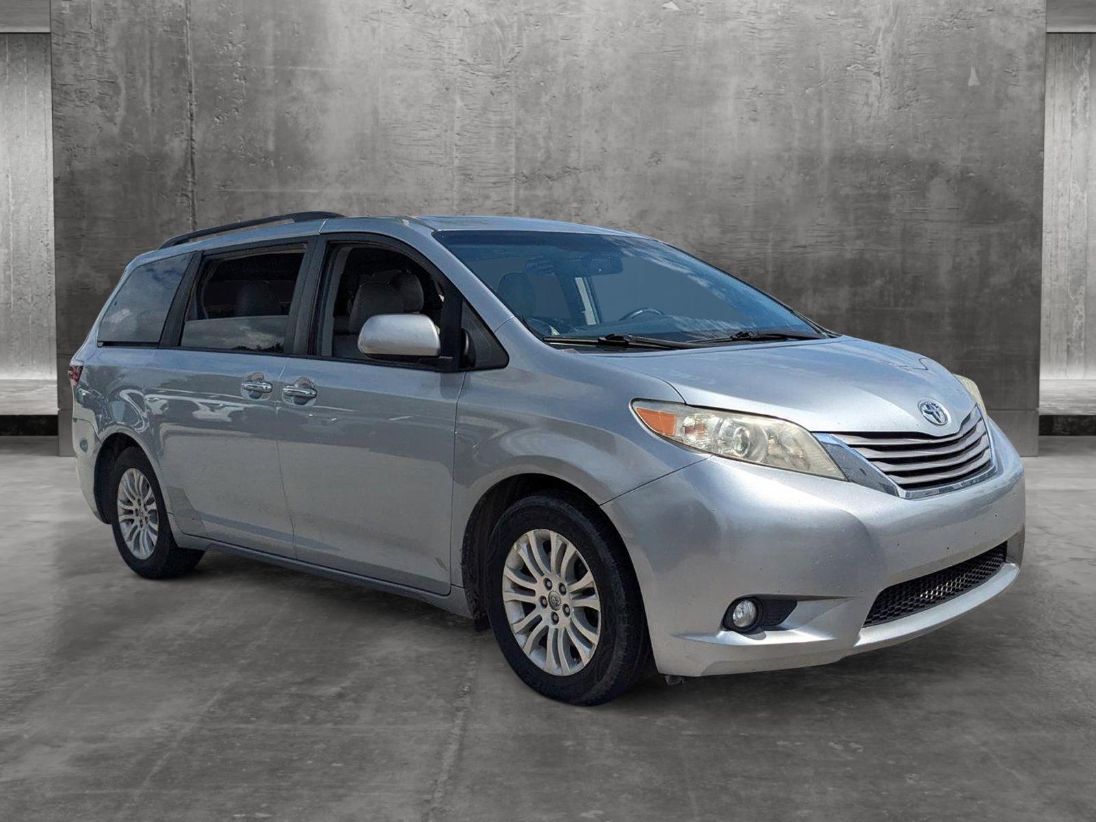 2015 Toyota Sienna Vehicle Photo in Winter Park, FL 32792