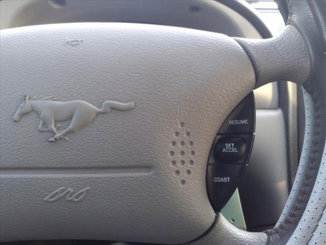 2001 Ford Mustang Vehicle Photo in DENTON, TX 76210-9321