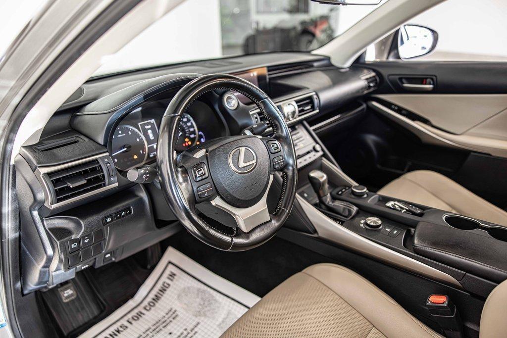 2018 Lexus IS 300 Vehicle Photo in Saint Charles, IL 60174