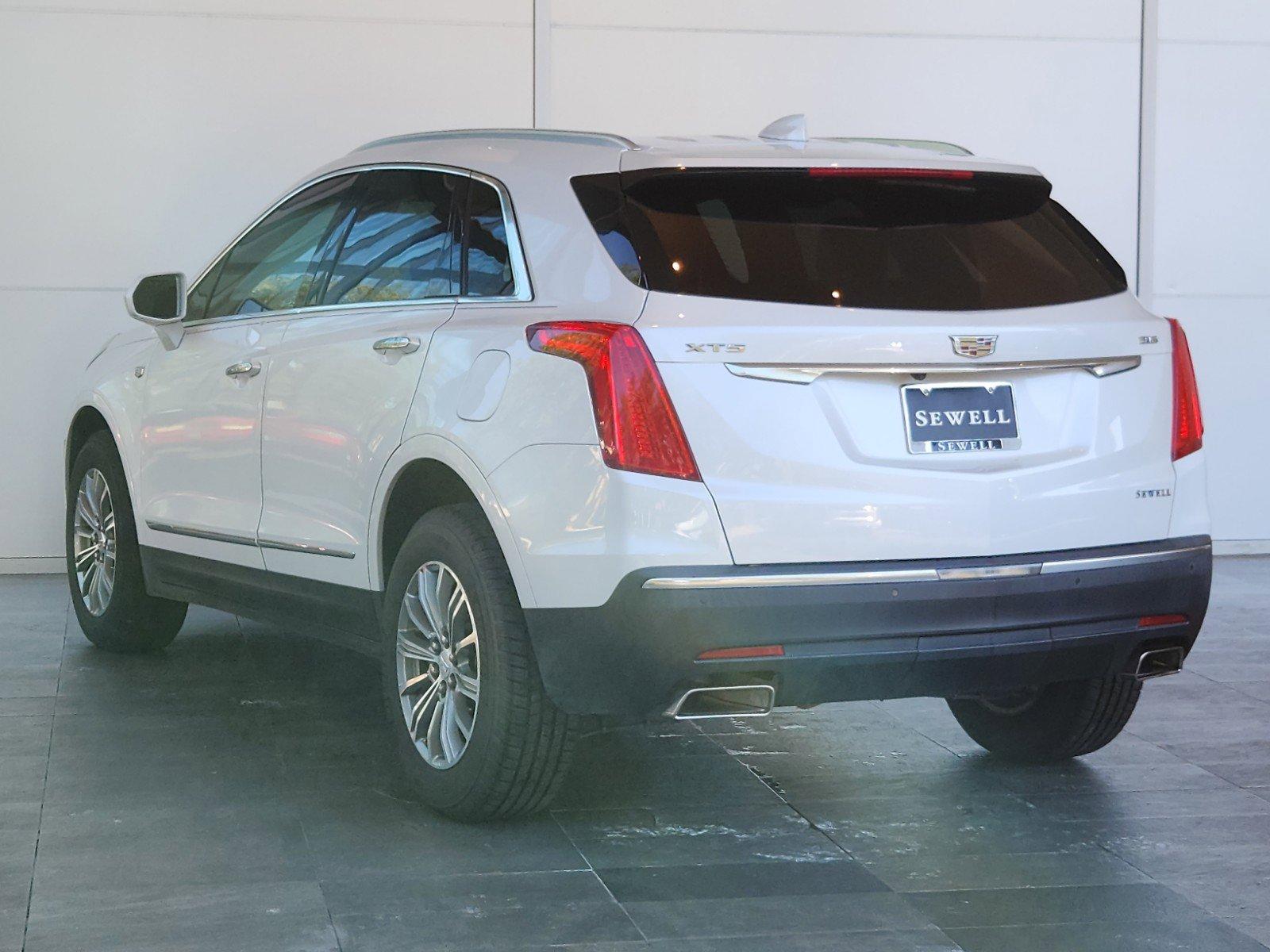 2017 Cadillac XT5 Vehicle Photo in HOUSTON, TX 77079-1502