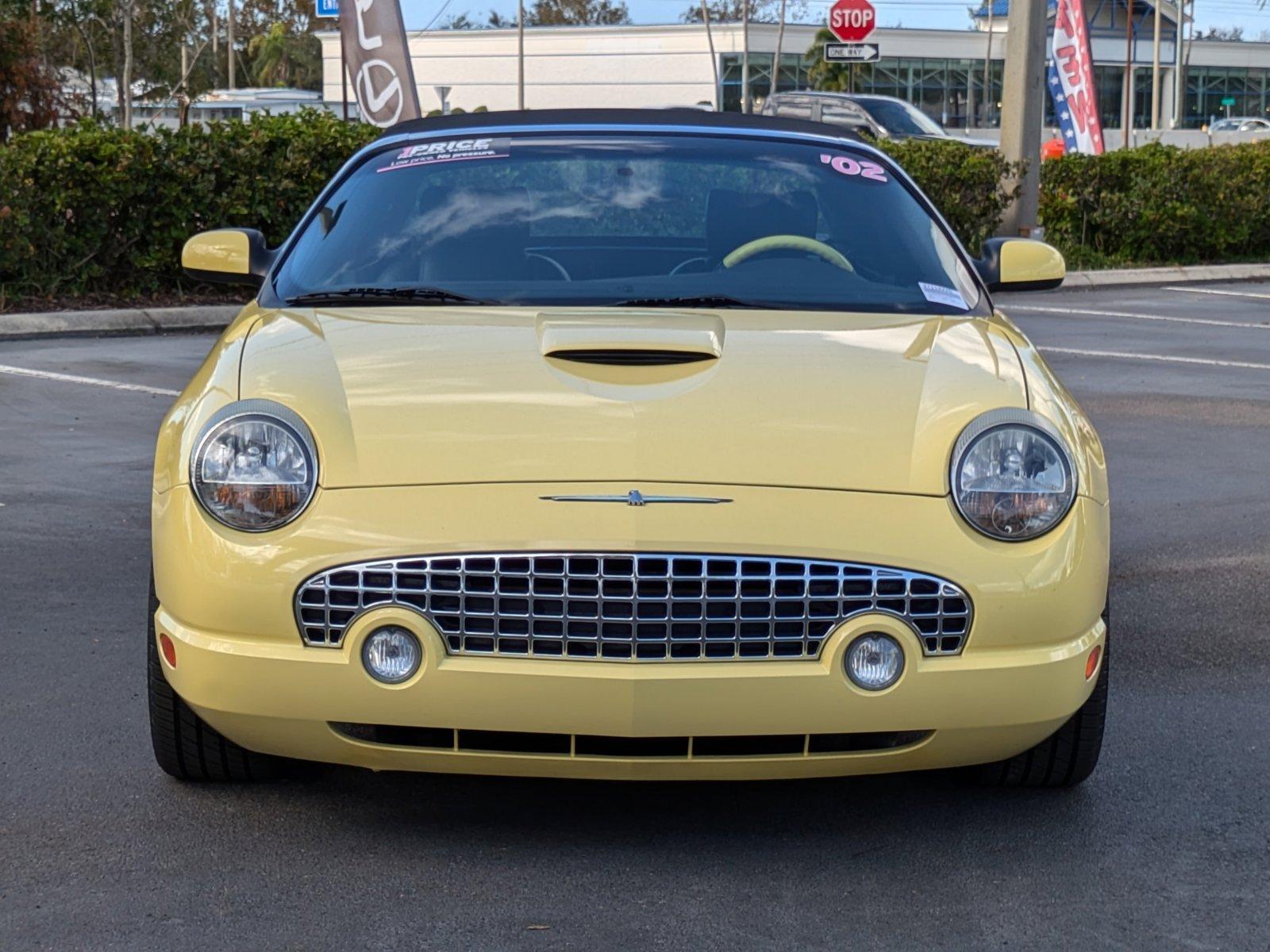 2002 Ford Thunderbird Vehicle Photo in Clearwater, FL 33761