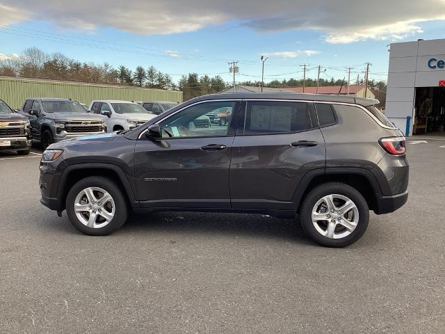 2023 Jeep Compass Vehicle Photo in Gardner, MA 01440