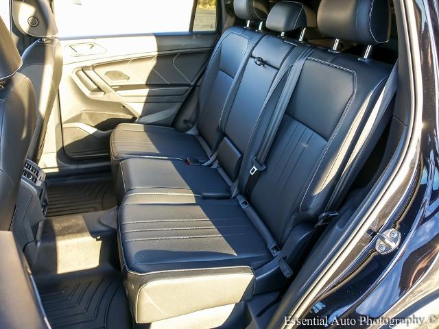 2022 Volkswagen Tiguan Vehicle Photo in OAK LAWN, IL 60453-2517