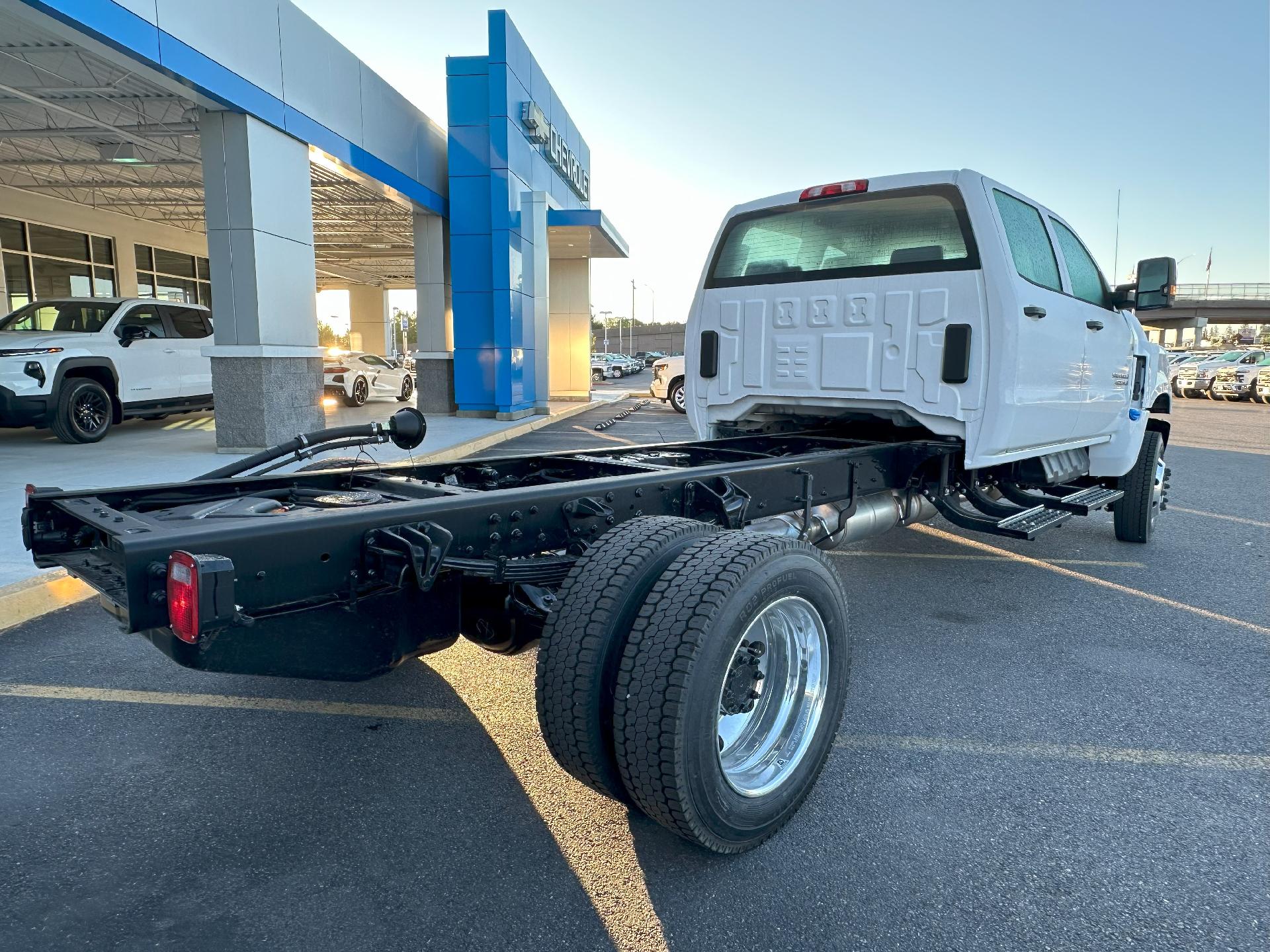 2024 Chevrolet Silverado Chassis Cab Vehicle Photo in POST FALLS, ID 83854-5365