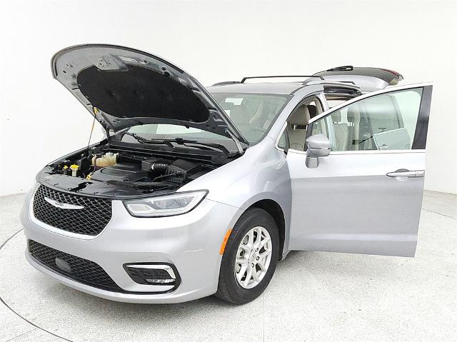 2021 Chrysler Pacifica Vehicle Photo in Grapevine, TX 76051