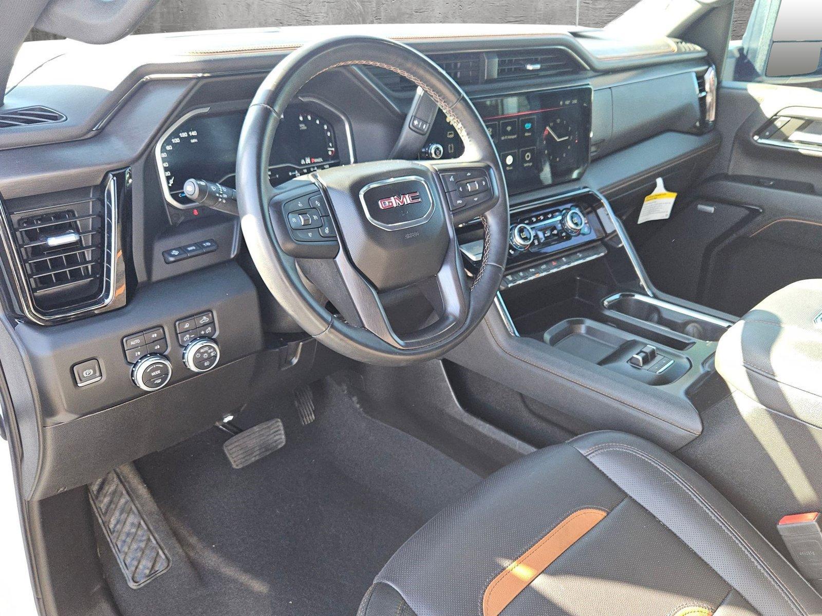 2024 GMC Sierra 2500 HD Vehicle Photo in MESA, AZ 85206-4395