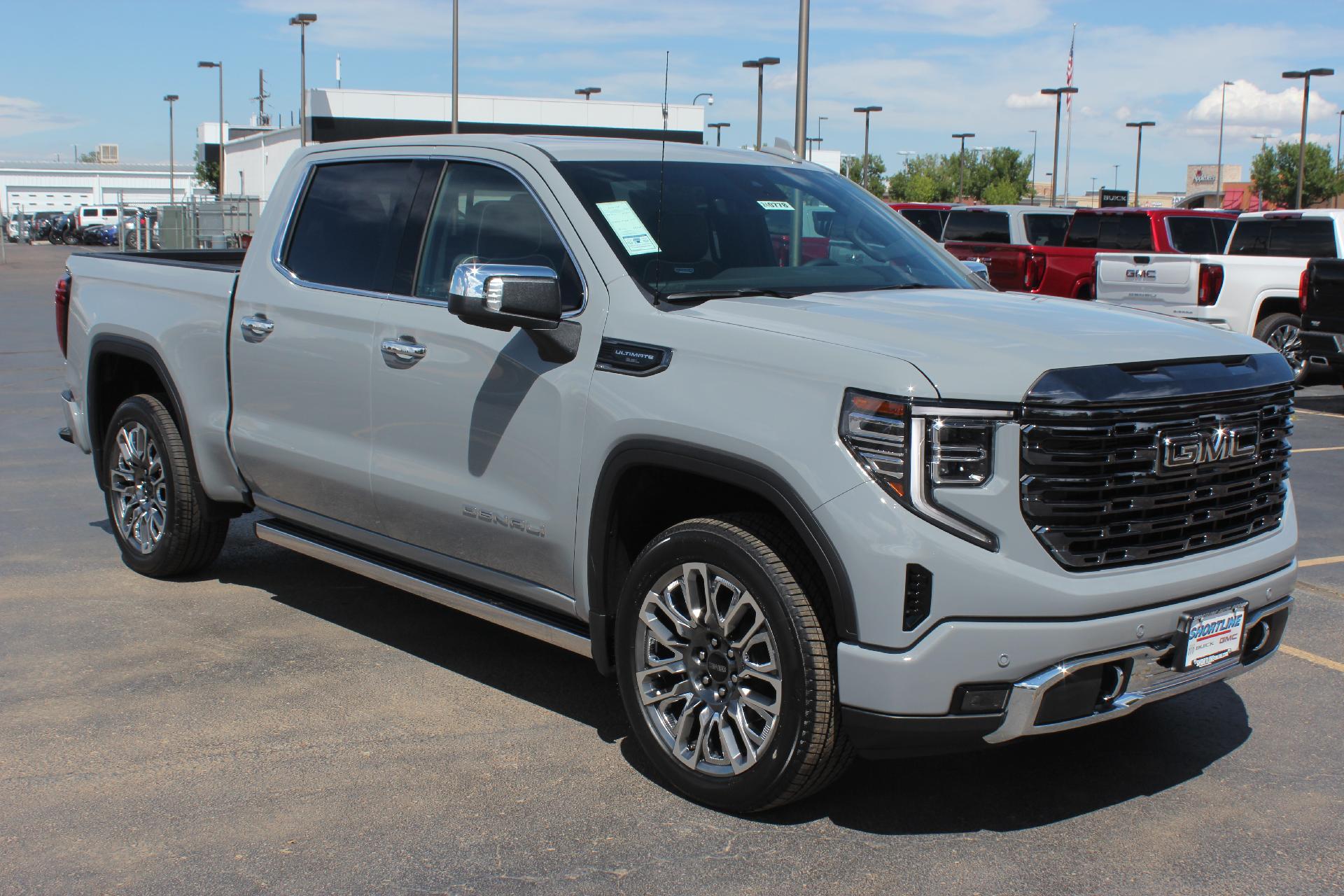 2024 GMC Sierra 1500 Vehicle Photo in AURORA, CO 80012-4011