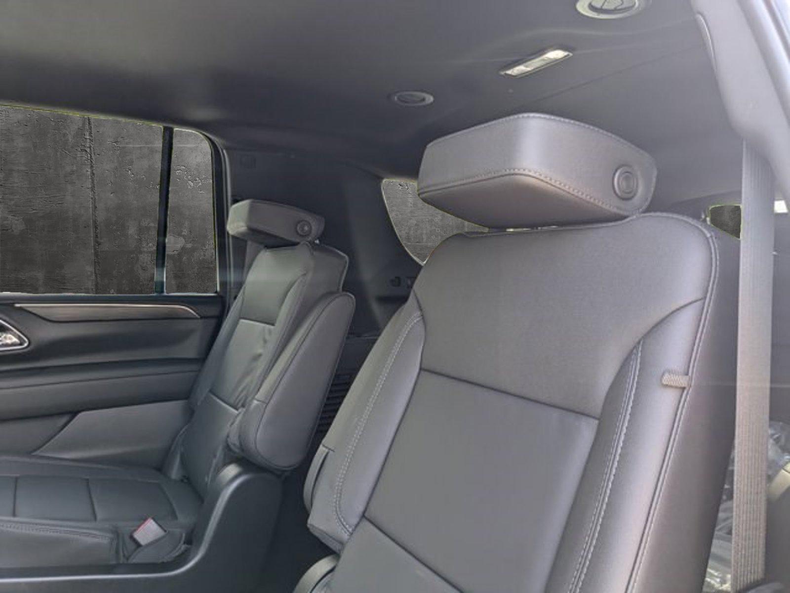 2024 Chevrolet Suburban Vehicle Photo in CLEARWATER, FL 33764-7163