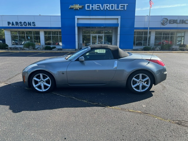 Used 2005 Nissan 350Z Roadster Touring with VIN JN1AZ36AX5M752741 for sale in Eagle River, WI