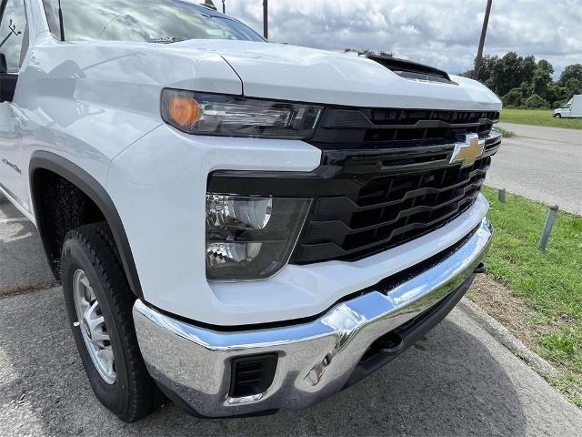 2024 Chevrolet Silverado 2500 HD Vehicle Photo in ALCOA, TN 37701-3235