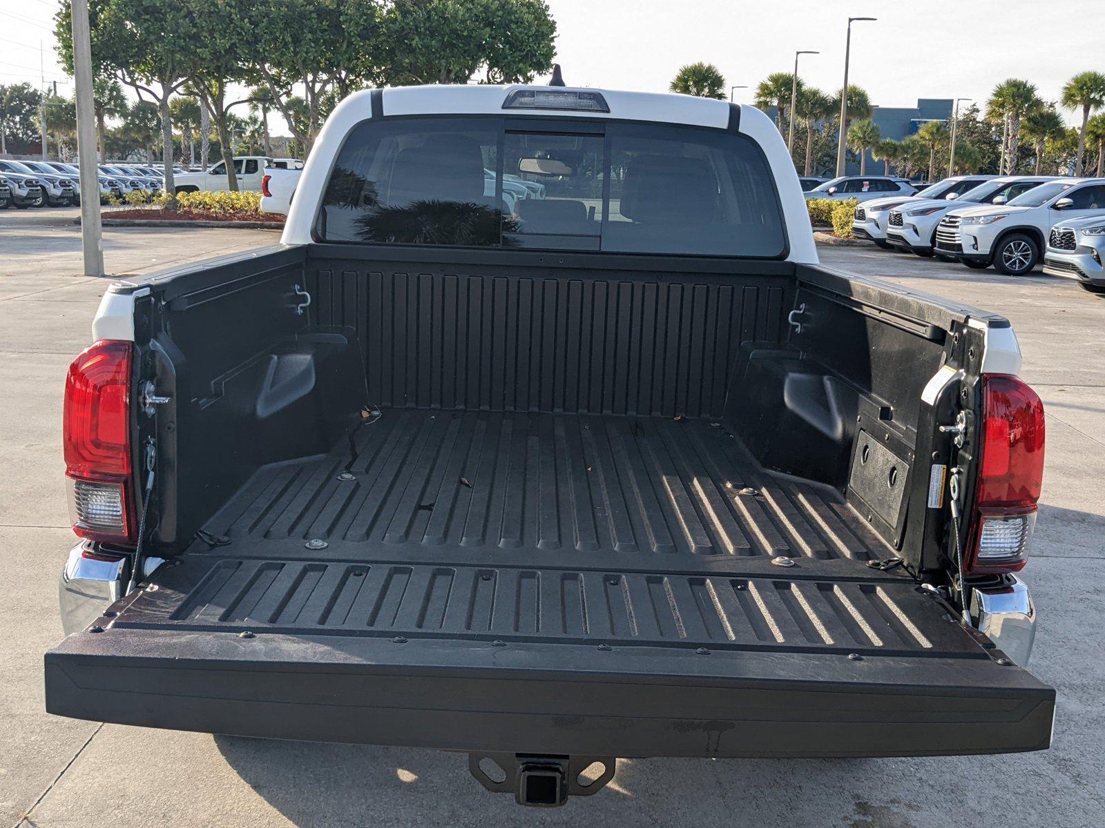 2022 Toyota Tacoma 2WD Vehicle Photo in Davie, FL 33331