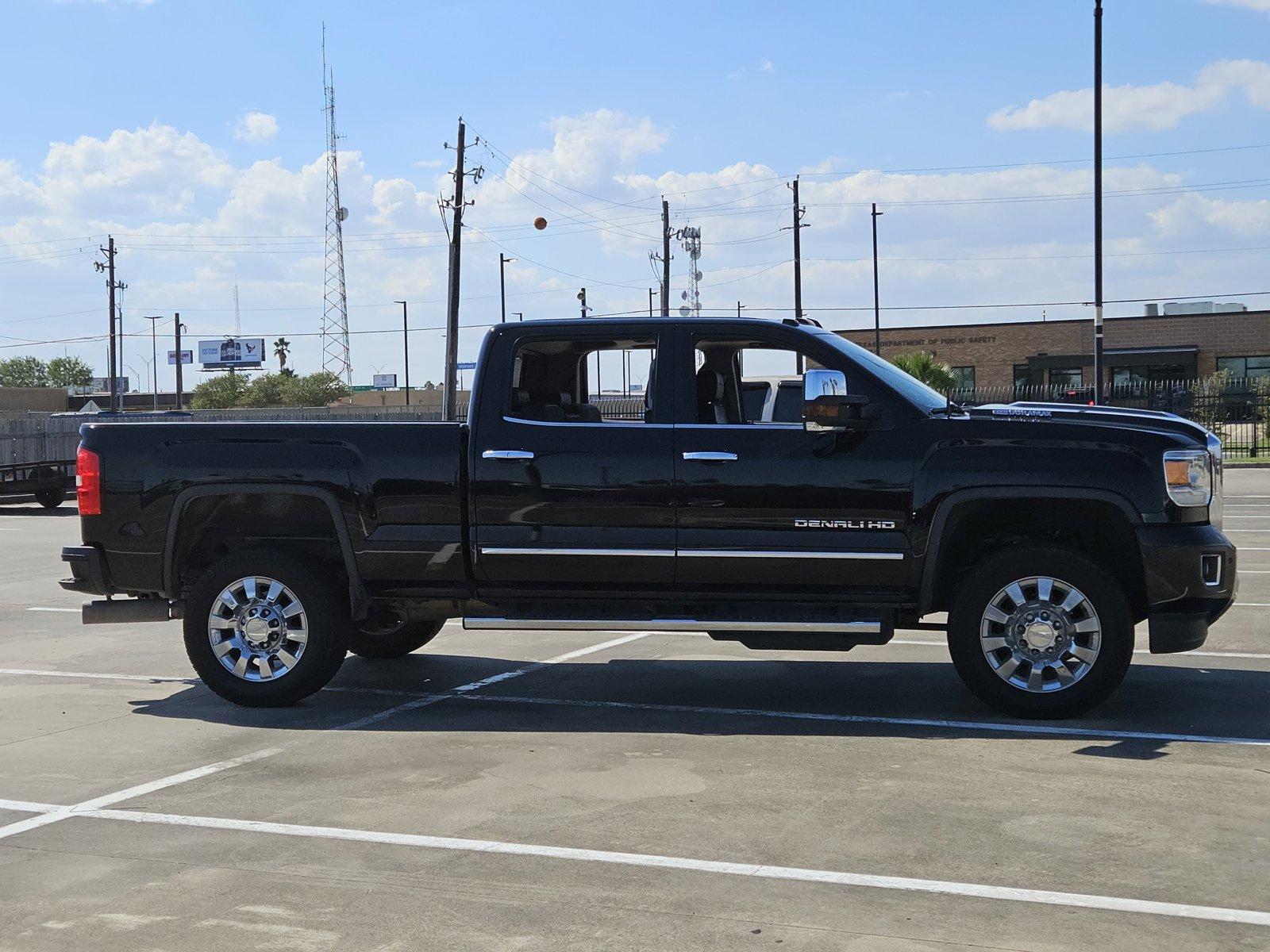 2019 GMC Sierra 2500HD Vehicle Photo in CORPUS CHRISTI, TX 78416-1100