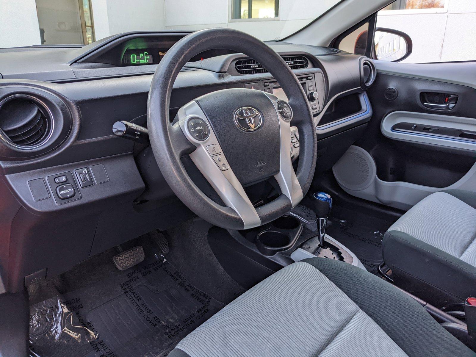 2013 Toyota Prius c Vehicle Photo in VALENCIA, CA 91355-1705