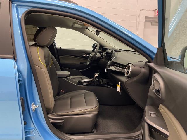 2025 Chevrolet Trax Vehicle Photo in ROGERS, MN 55374-9422