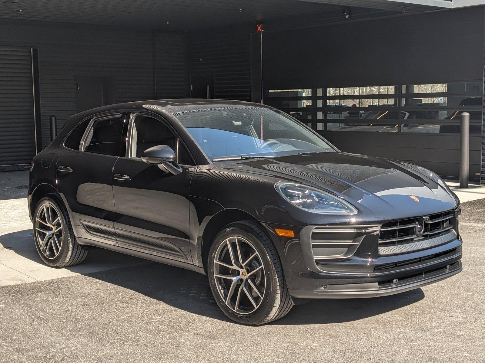 2024 Porsche Macan Vehicle Photo in Towson, MD 21204