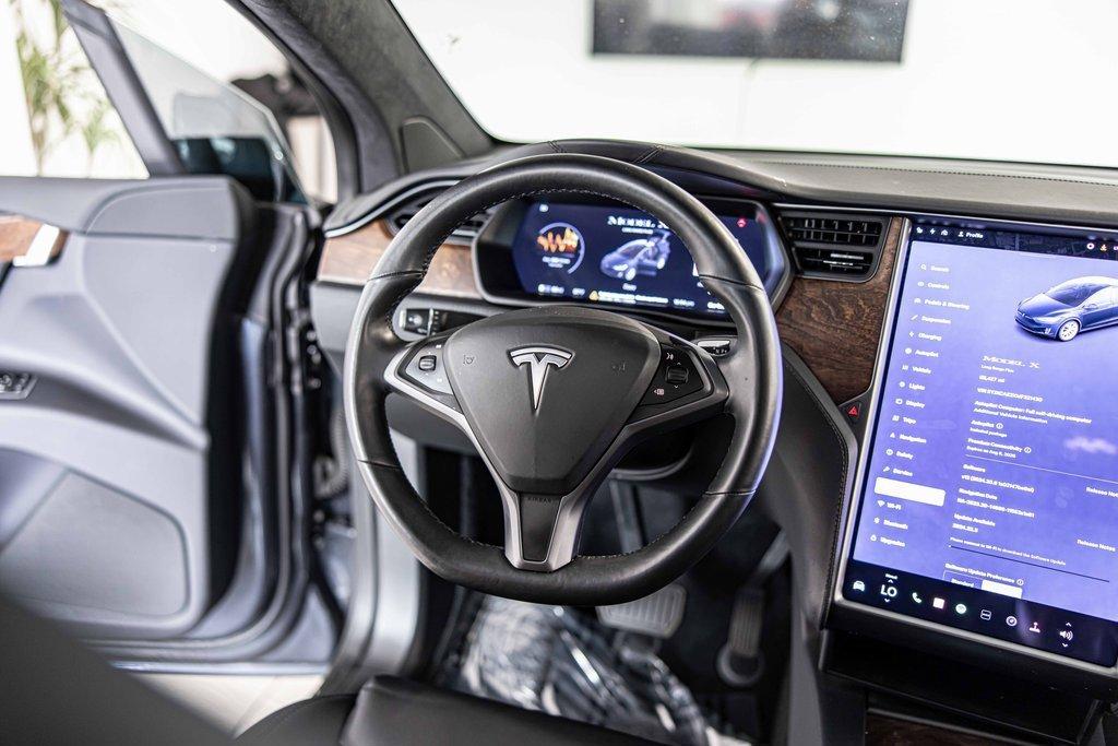 2021 Tesla Model X Vehicle Photo in Saint Charles, IL 60174