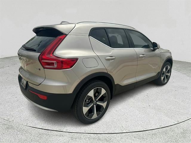 2024 Volvo XC40 Vehicle Photo in Grapevine, TX 76051