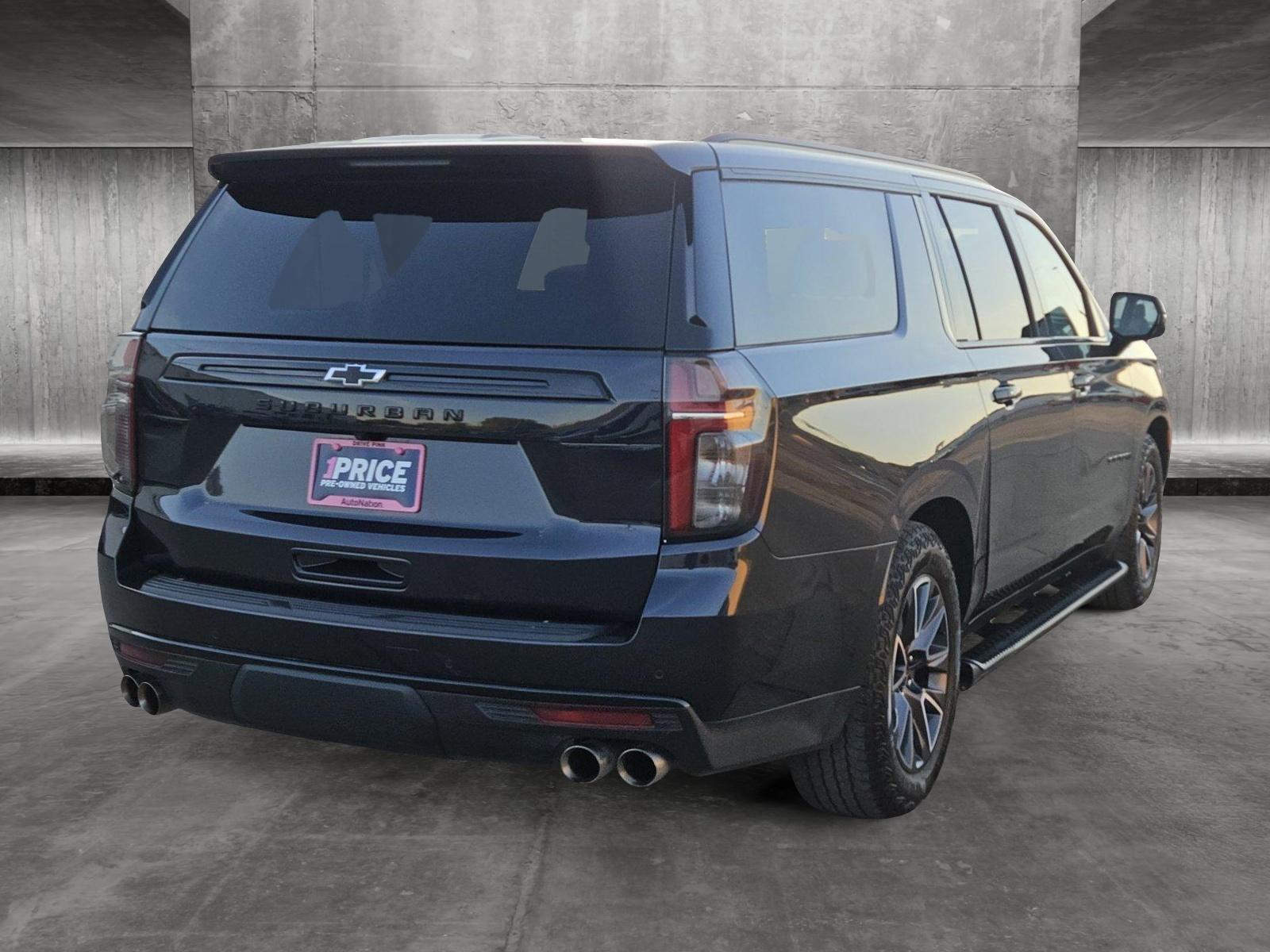 2023 Chevrolet Suburban Vehicle Photo in NORTH RICHLAND HILLS, TX 76180-7199