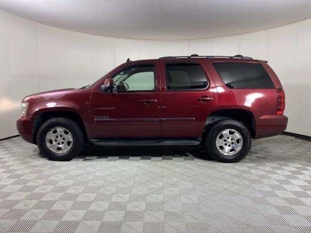 2011 Chevrolet Tahoe Vehicle Photo in MEDINA, OH 44256-9001