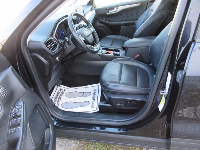 2021 Ford Escape Vehicle Photo in ELYRIA, OH 44035-6349